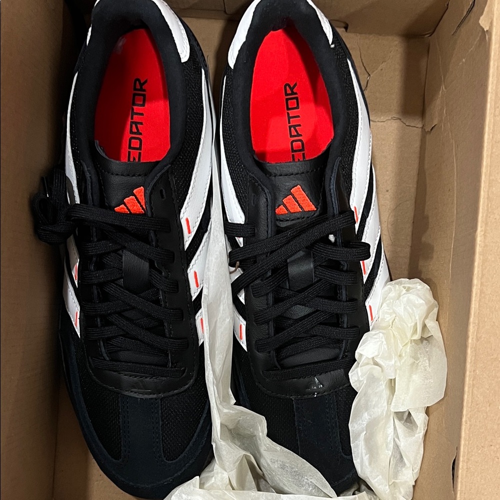 ADIDAS PREDATOR FREESTYLE INDOOR BOOTS - Picture 2 of 7